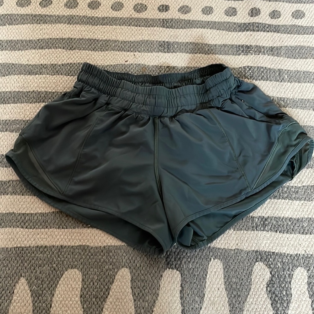 Lululemon Hotty Hot Short II - Green - 4